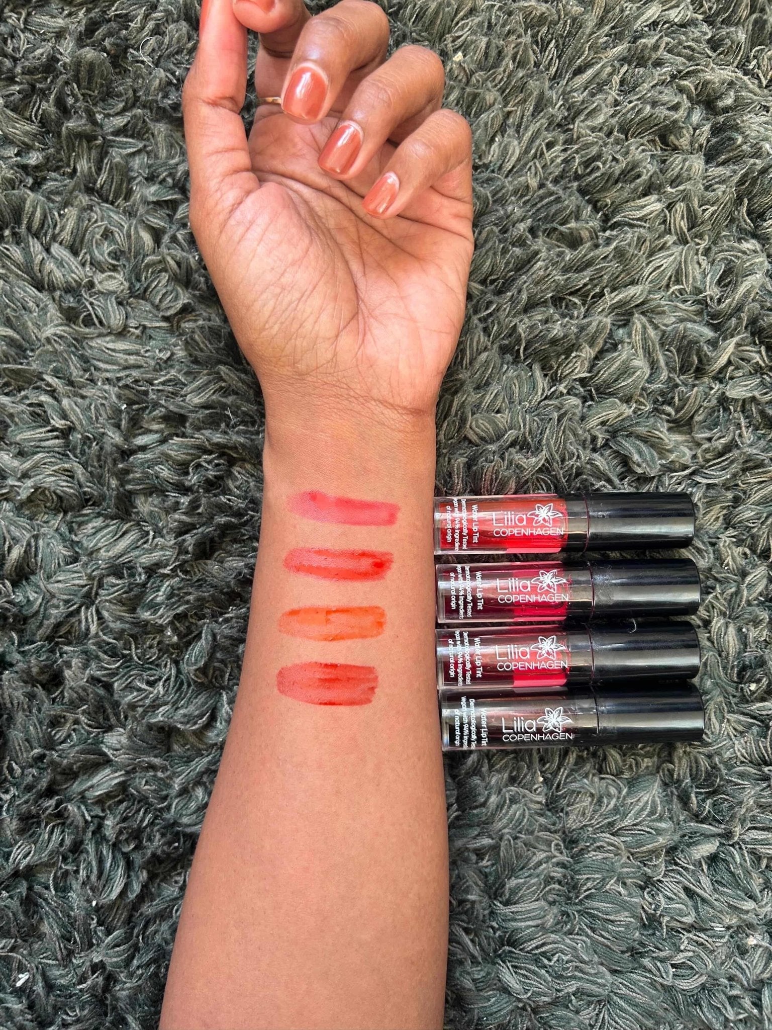 Water Lip Tint Cherry - Long - Lasting, Vegan & Natural, Made in EU - Lilia Copenhagen CVR 43267442