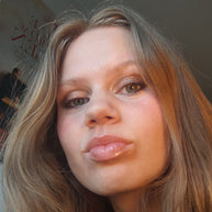 Lipgloss Rose - Vegan & Natural Shine, Made in DK - Lilia Copenhagen CVR 43267442
