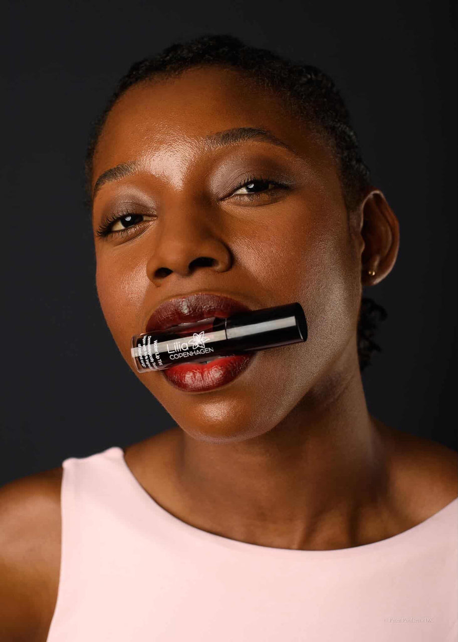 Water Lip Tint Cherry - Long - Lasting, Vegan & Natural, Made in EU - Lilia Copenhagen CVR 43267442