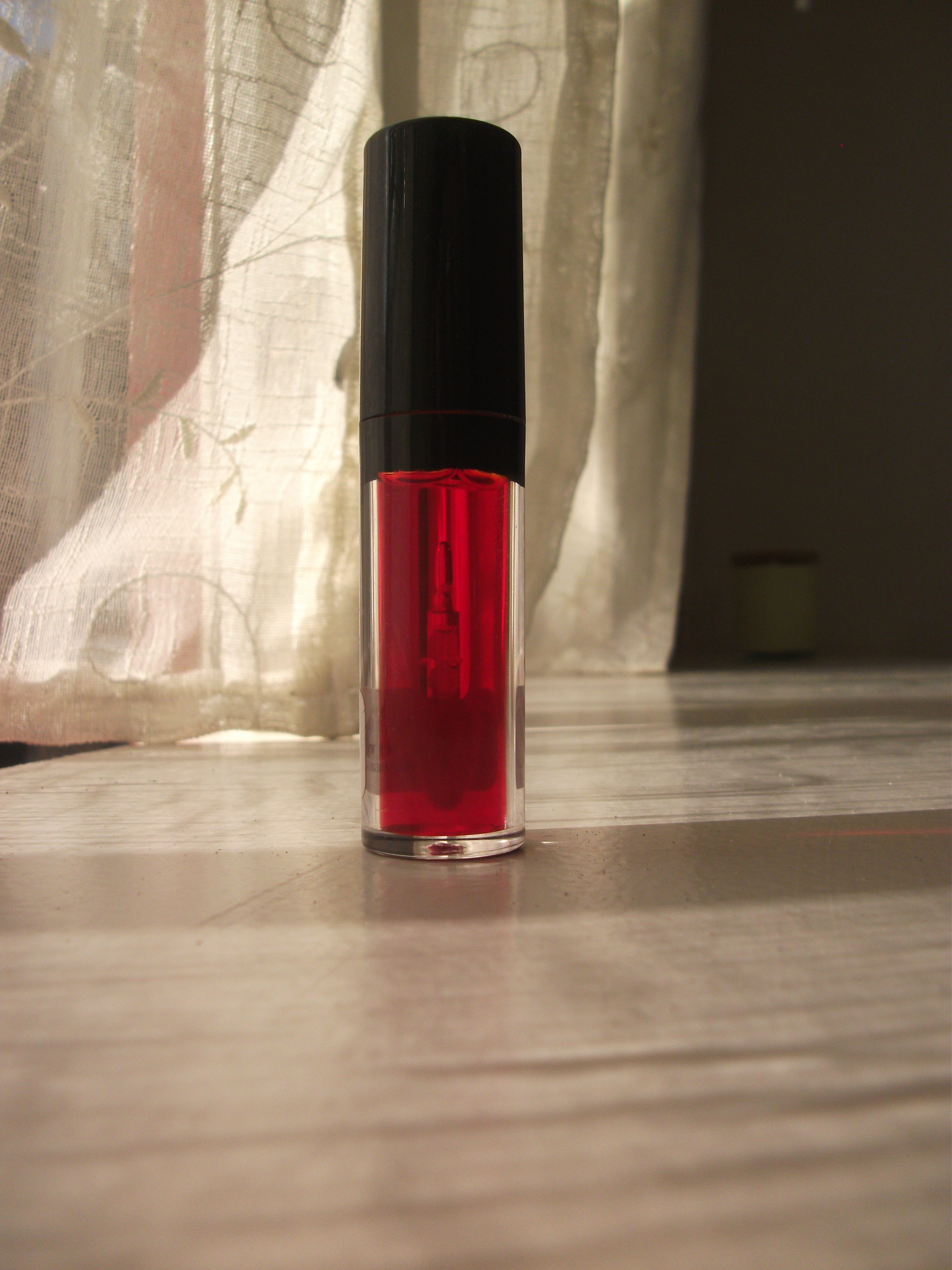 Water Lip Tint Strawberry 