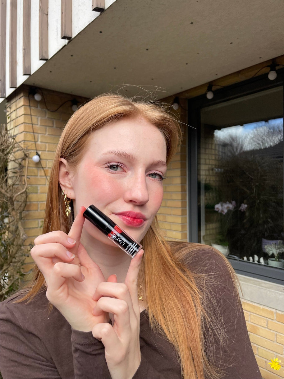 Water Lip Tint Cherry - Long - Lasting, Vegan & Natural, Made in EU - Lilia Copenhagen CVR 43267442